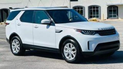 2019 Land Rover Discovery.