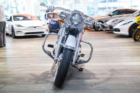 2019 Harley-Davidson Super Glide.