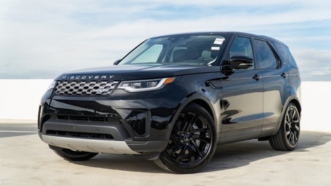 2024 Land Rover Discovery.