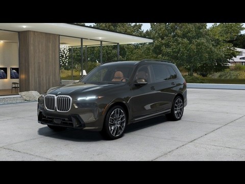 2025 BMW X7.