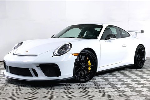 2022 Porsche 911.