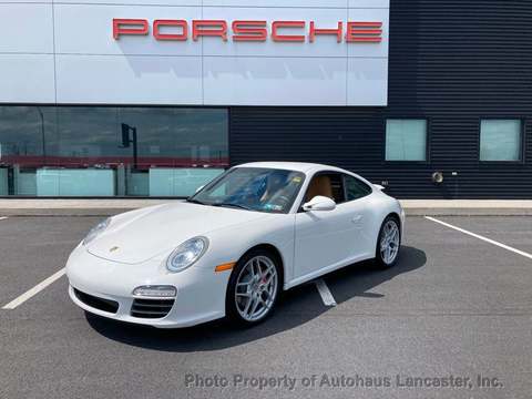 2011 Porsche 911.