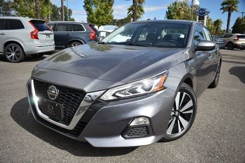 2021 Nissan Altima.