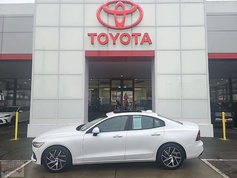 2019 Volvo S60.