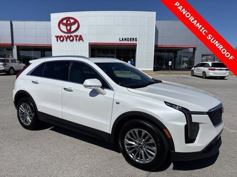 2024 Cadillac XT4.