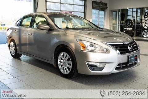 2015 Nissan Altima.