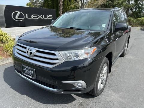 2013 Toyota Highlander.