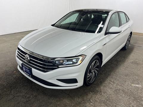 2021 Volkswagen Jetta.