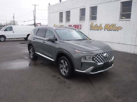 2023 Hyundai Santa Fe.