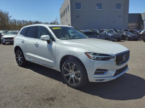 2021 Volvo XC60.
