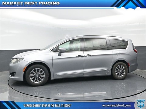 2020 Chrysler Pacifica.