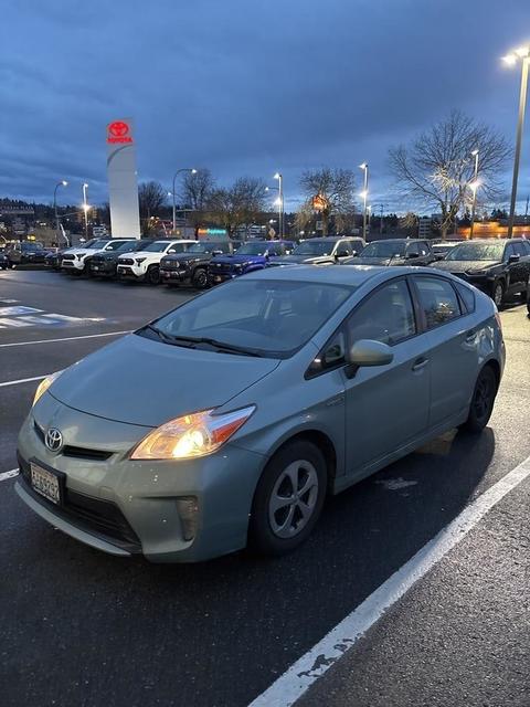 2014 Toyota Prius.