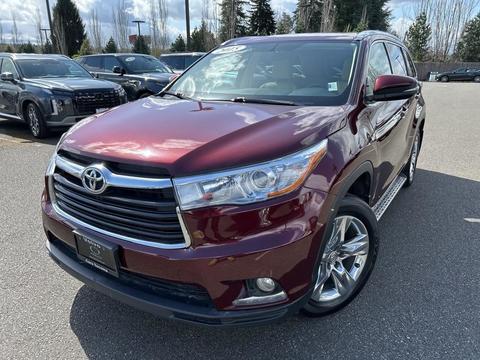 2015 Toyota Highlander.