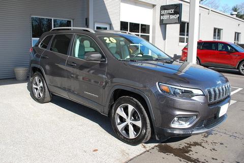 2020 Jeep Cherokee.
