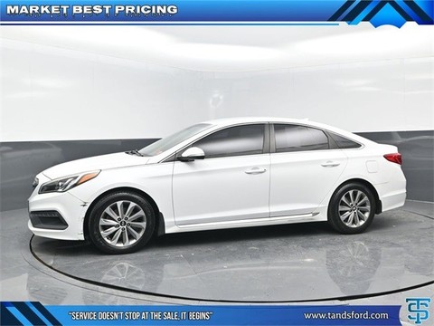 2016 Hyundai Sonata.
