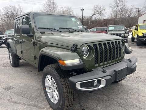 2023 Jeep Gladiator.
