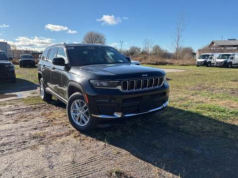 2025 Jeep Grand Cherokee.