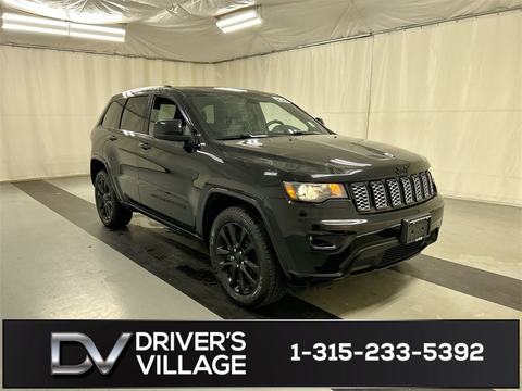 2022 Jeep Grand Cherokee.