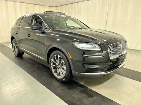 2021 Lincoln Nautilus.