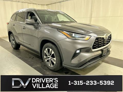 2021 Toyota Highlander.
