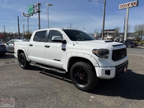 2019 Toyota Tundra.