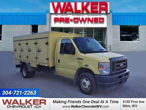 2022 Ford E-450.