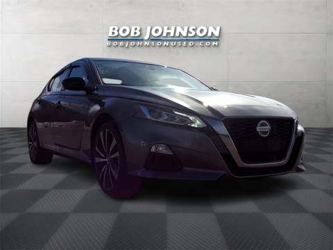 2022 Nissan Altima.