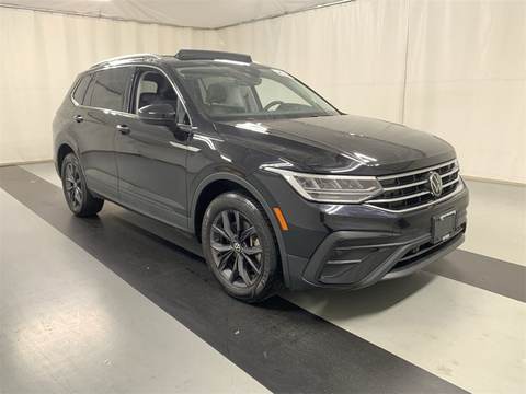 2022 Volkswagen Tiguan.