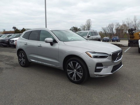 2022 Volvo XC60.