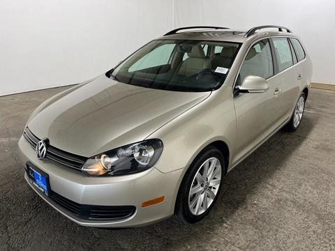 2013 Volkswagen Jetta.
