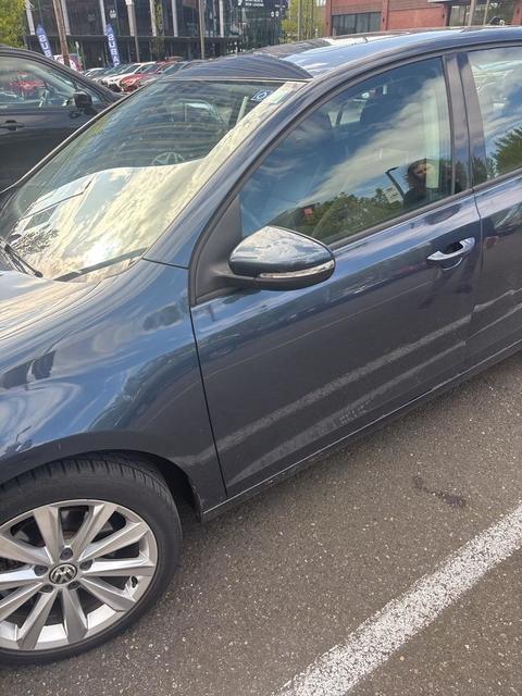 2014 Volkswagen Golf.
