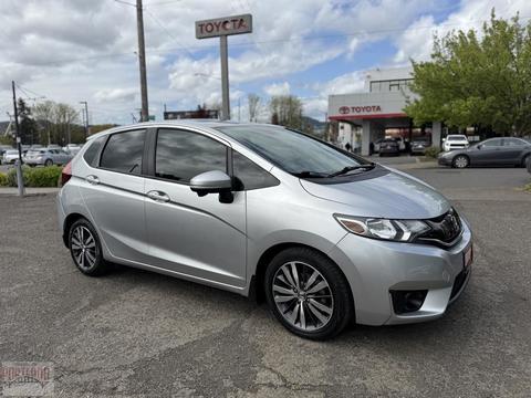 2015 Honda Fit.