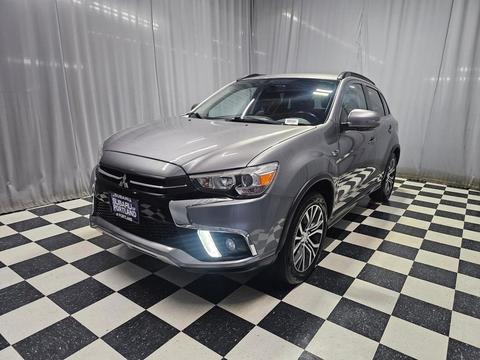 2018 Mitsubishi Outlander.