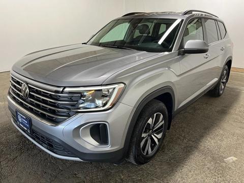 2024 Volkswagen Atlas.