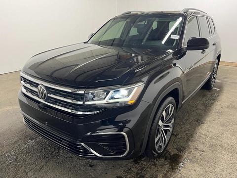 2022 Volkswagen Atlas.