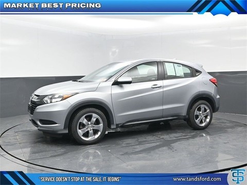 2018 Honda HR-V.