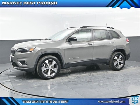2022 Jeep Cherokee.