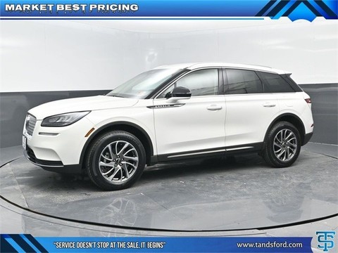 2022 Lincoln Corsair.