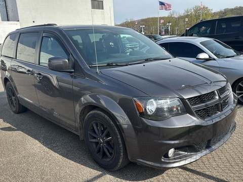 2019 Dodge Grand Caravan.