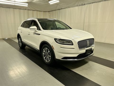 2021 Lincoln Nautilus.