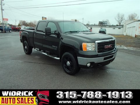 2011 GMC Sierra 1500.