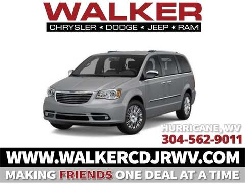 2013 Chrysler Town And Country.