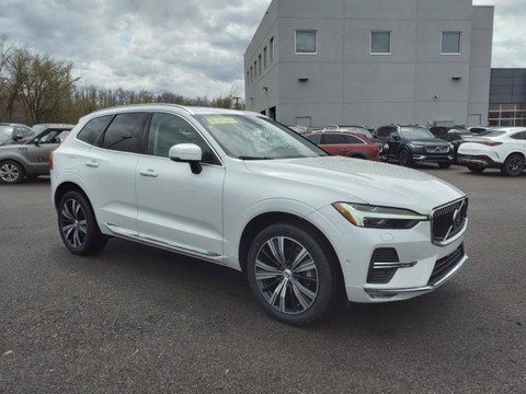 2022 Volvo XC60.