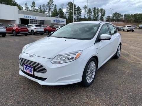 2016 Ford Focus Sdn.