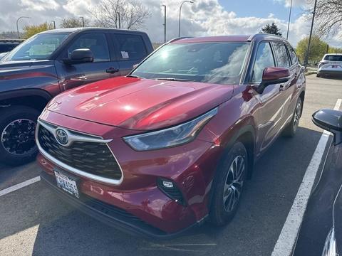 2022 Toyota Highlander.