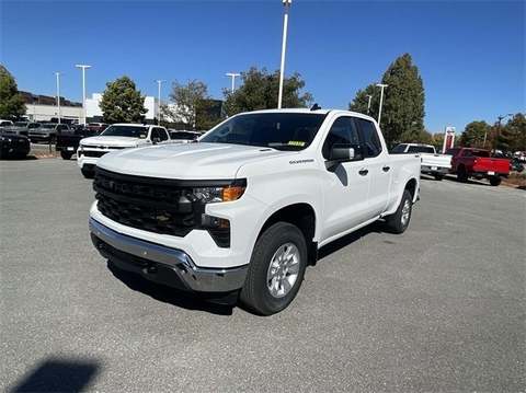 2025 Chevrolet Silverado 1500.