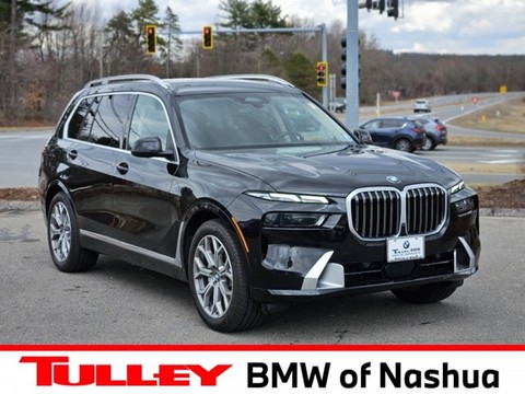 2023 BMW X7.