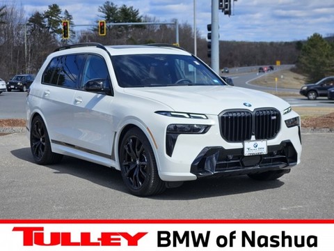 2025 BMW X7.