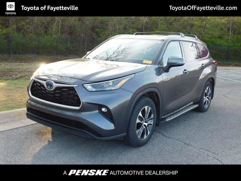 2022 Toyota Highlander.