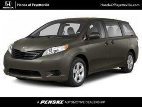 2013 Toyota Sienna.